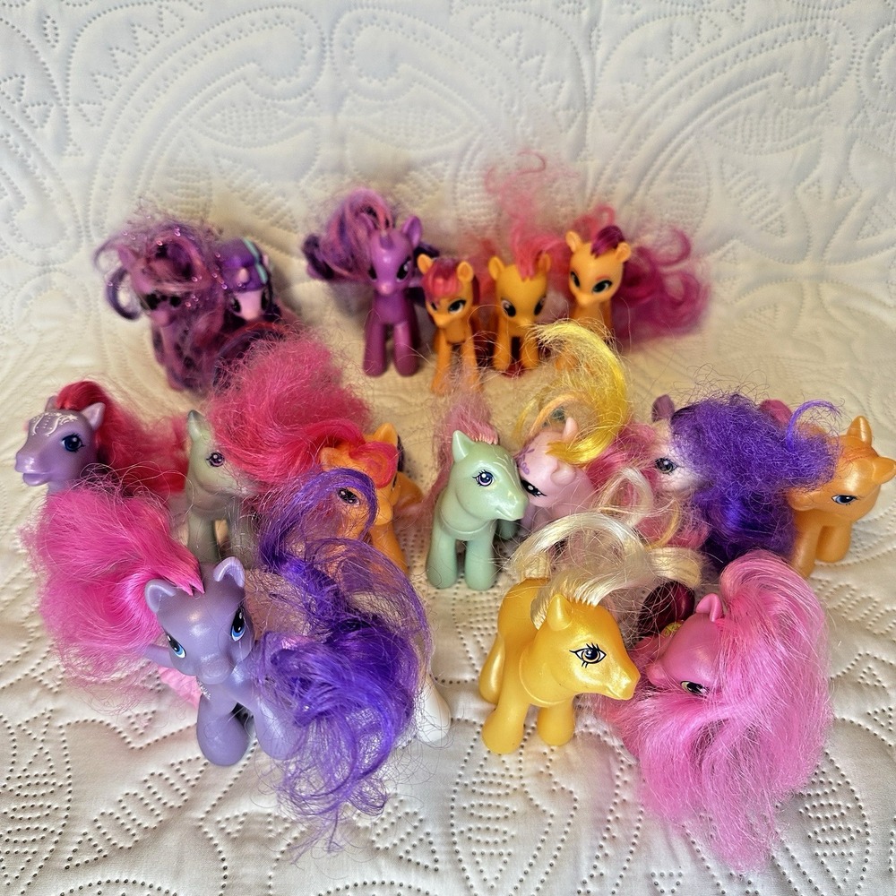 My Little Pony Mixed Lot of 18 3.5 in Ponies Hard and Soft Tails